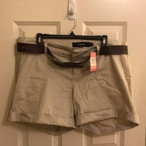 Torrid size 14 belted sateen short tan.